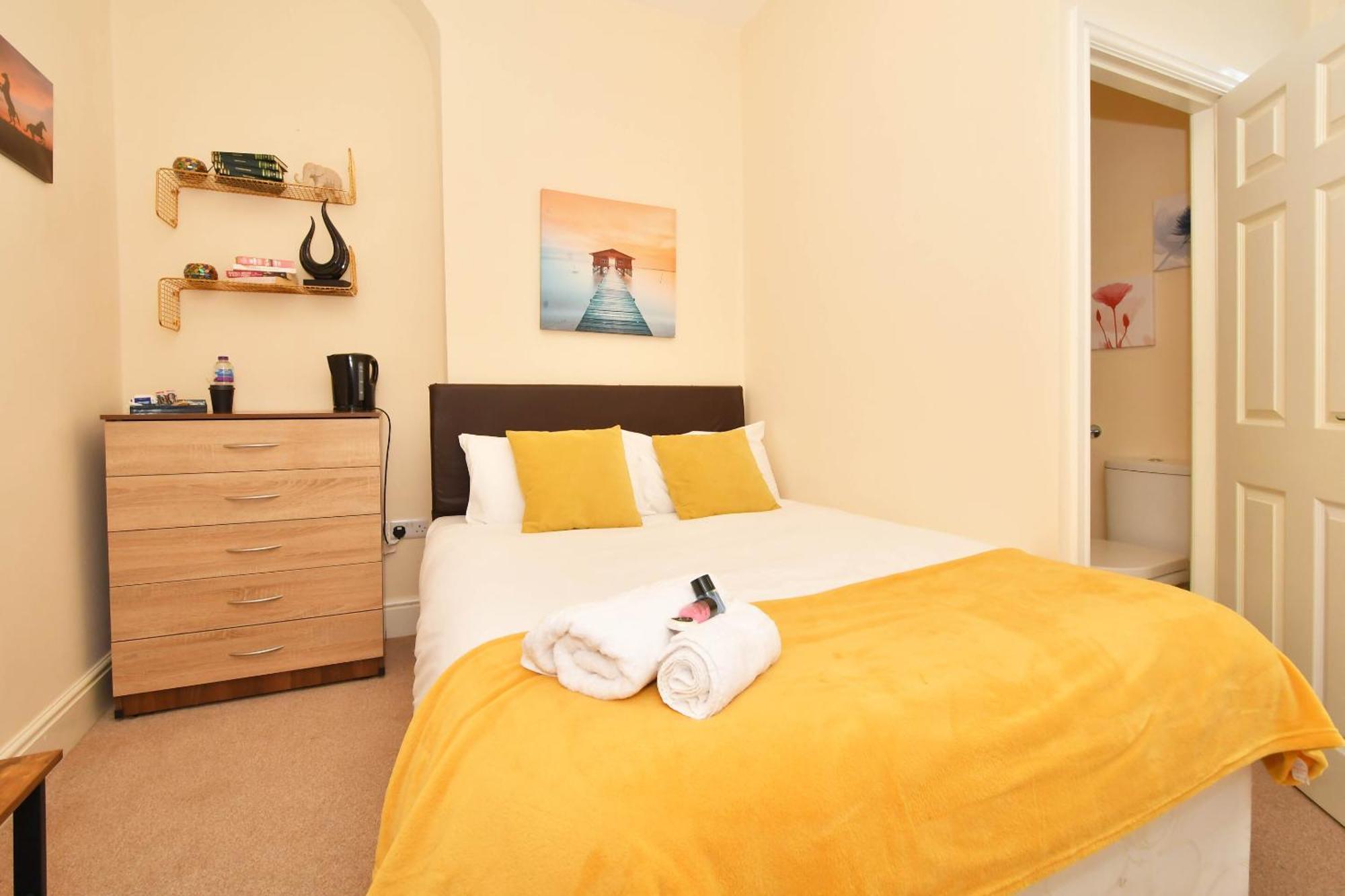 Townhouse @ 178 Ruskin Road Crewe Ngoại thất bức ảnh