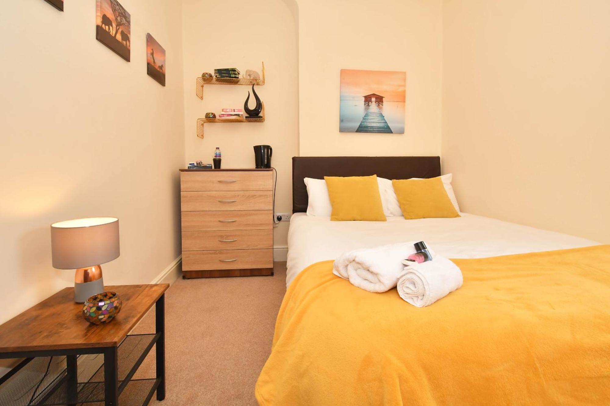Townhouse @ 178 Ruskin Road Crewe Ngoại thất bức ảnh