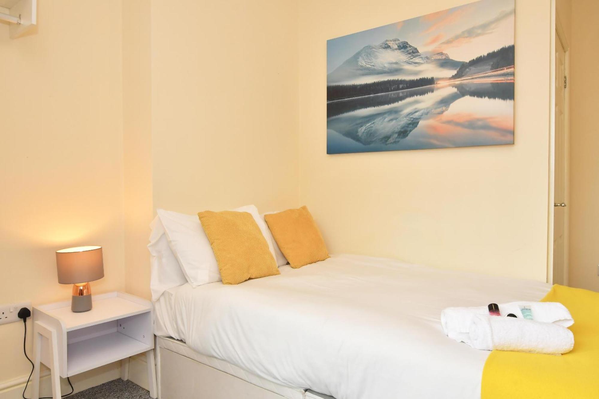 Townhouse @ 178 Ruskin Road Crewe Ngoại thất bức ảnh