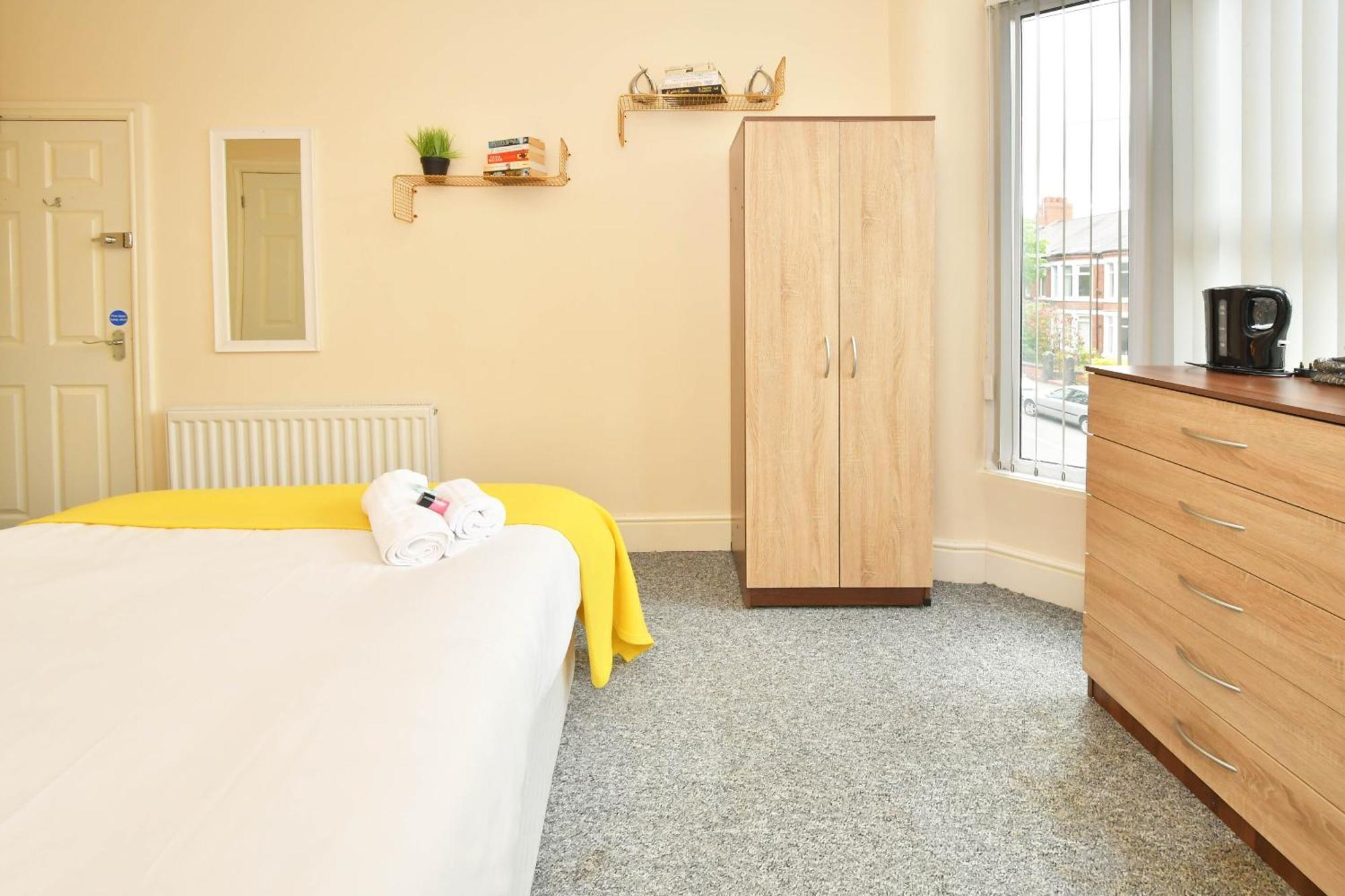 Townhouse @ 178 Ruskin Road Crewe Ngoại thất bức ảnh