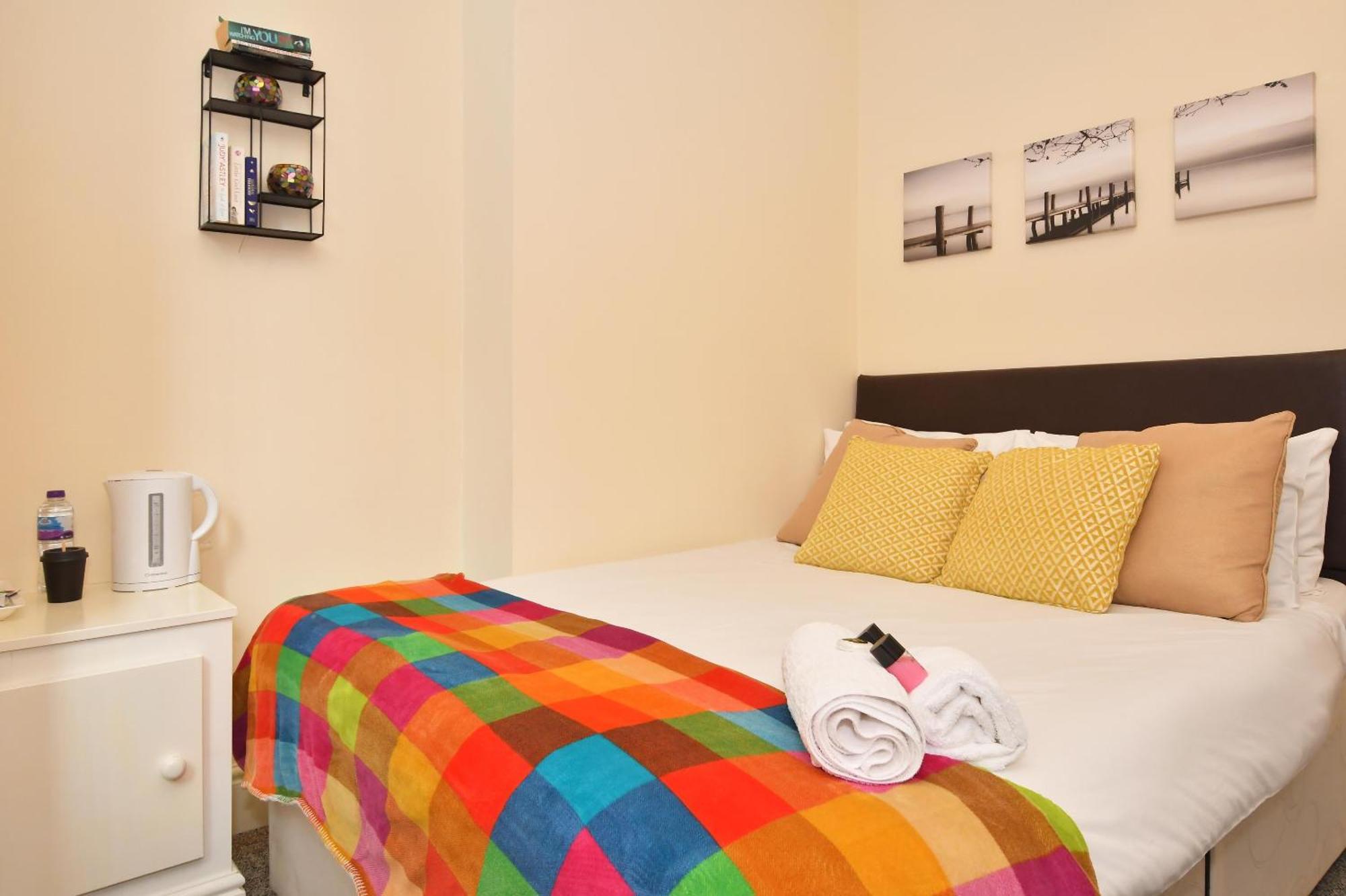 Townhouse @ 178 Ruskin Road Crewe Ngoại thất bức ảnh